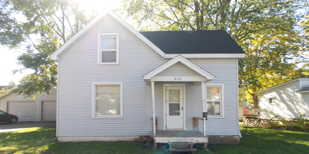 Apartment Rental at 213 Niagara Street Eau Claire, WI 54703, Eau Claire