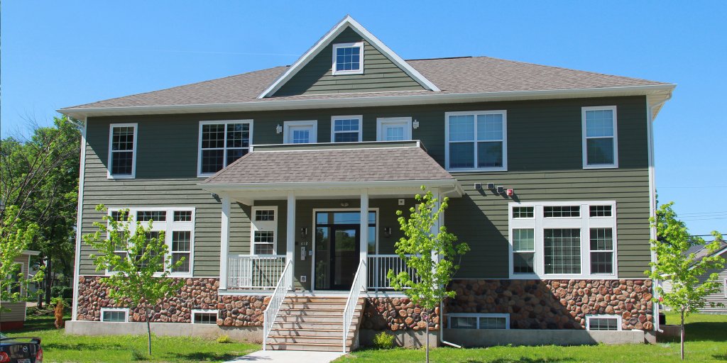 Apartment Rental at 612 Menomonie Street 1 Eau Claire, WI 54703, Eau