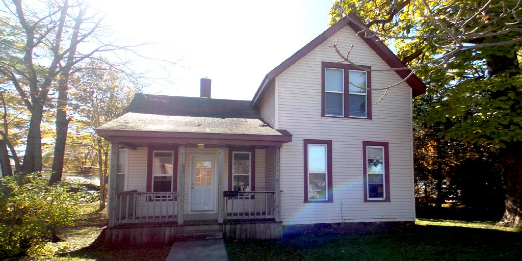 Apartment Rental at 633 Water Street Eau Claire, WI 54703, Eau Claire